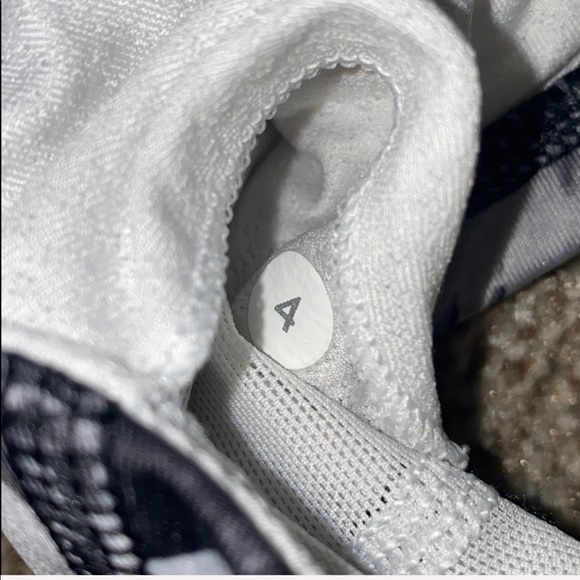 Lululemon Free To Bra - Picture 5 of 5